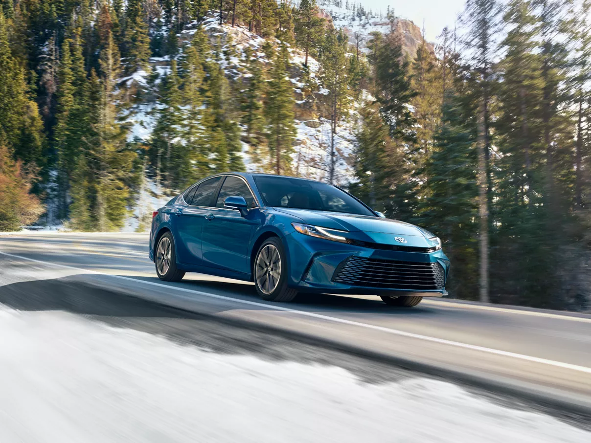 Toyota Camry Lumiere - 1